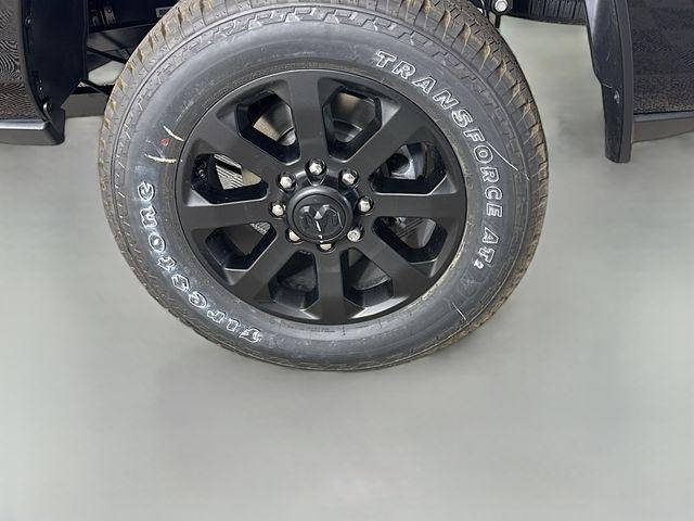صورة مصغرة 29 لـ 2026 RAM 2500 BLACK EXPRESS CREW CAB 4X4 6'4' BOX
