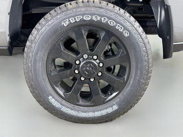 2026 RAM 2500 BLACK EXPRESS CREW CAB 4X4 6'4' BOX — миниатюра 29