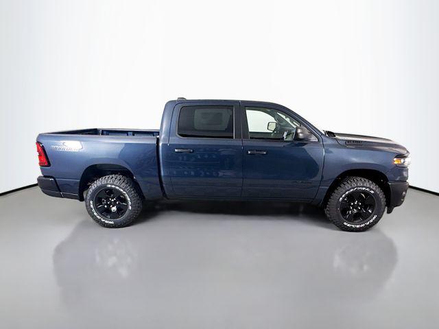 صورة 8 لـ 2026 RAM 1500 WARLOCK CREW CAB 4X4 5'7' BOX