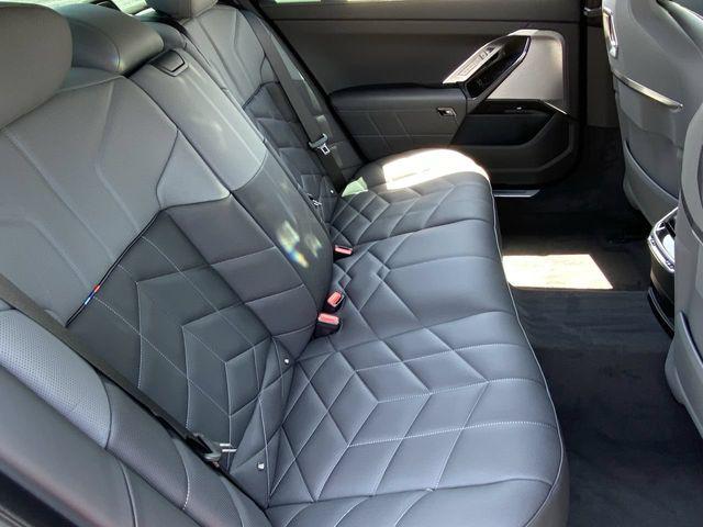 2025 BMW 740 740I 缩略图 13