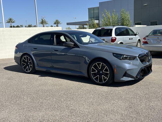 2026 BMW M5 BASE — фото 4