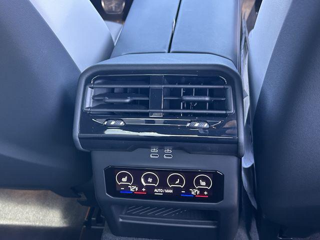 صورة مصغرة 15 لـ 2026 BMW M5 BASE