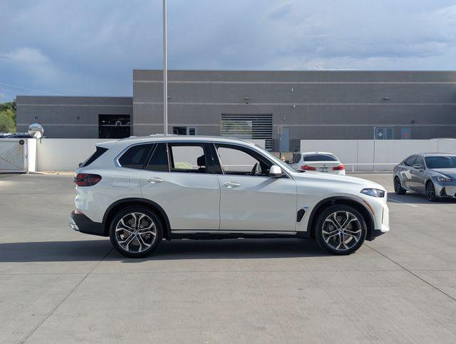 صورة 5 لـ 2026 BMW X5 PHEV XDRIVE50E