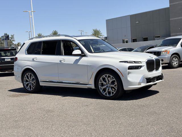 صورة 4 لـ 2026 BMW X7 XDRIVE40I