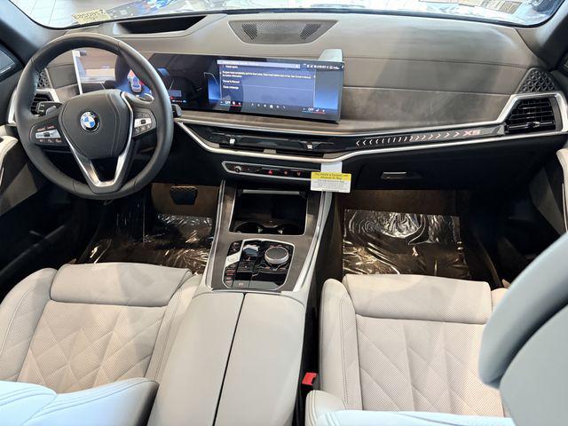 صورة مصغرة 14 لـ 2026 BMW X5 XDRIVE40I