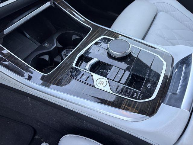 صورة 8 لـ 2024 BMW X5 XDRIVE40I