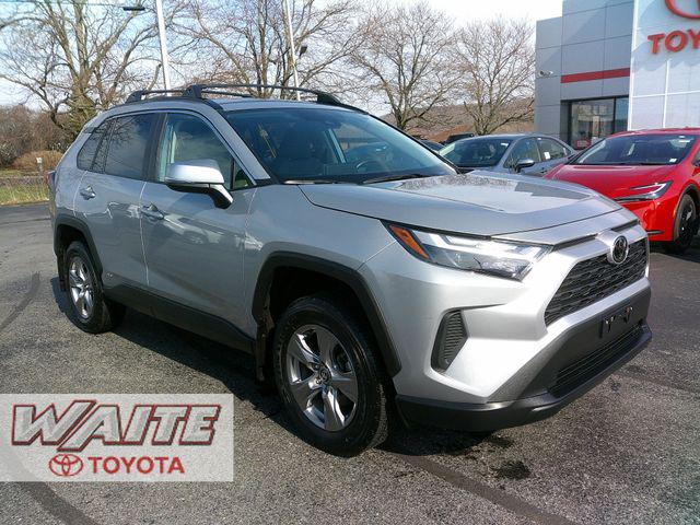 TOYOTA RAV4 - 1