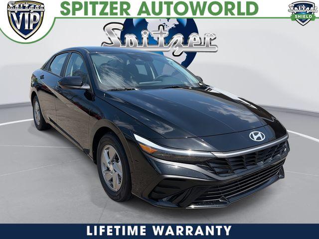 New 2026 Hyundai ELANTRA SE