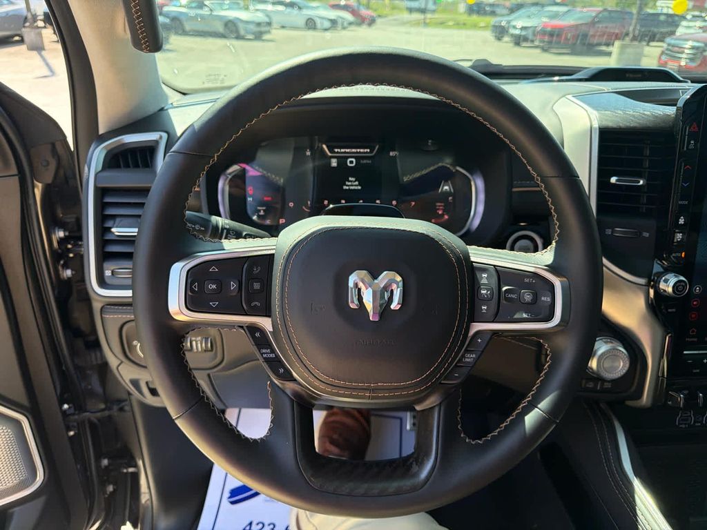 صورة مصغرة 20 لـ 2026 RAM 1500 ST