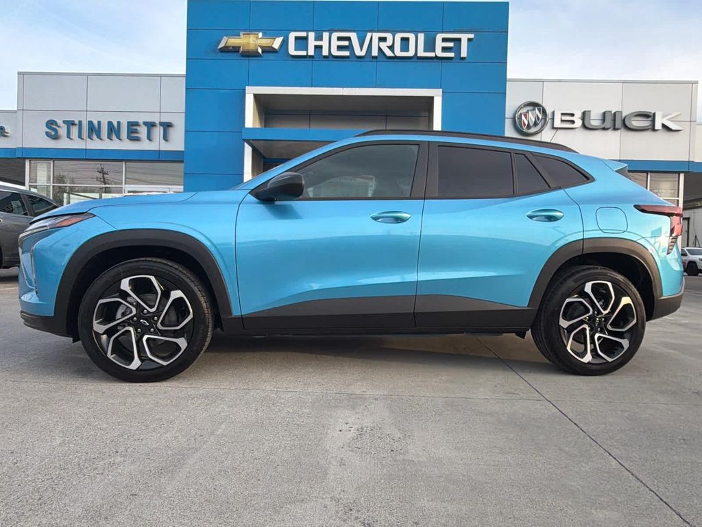 New 2026 Chevrolet Trax FWD 2RS