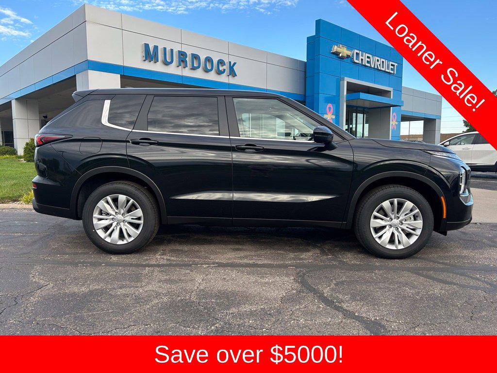 New 2025 Mitsubishi Outlander ES S-AWC