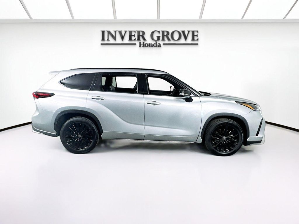 صورة 4 لـ 2025 Toyota HIGHLANDER XSE