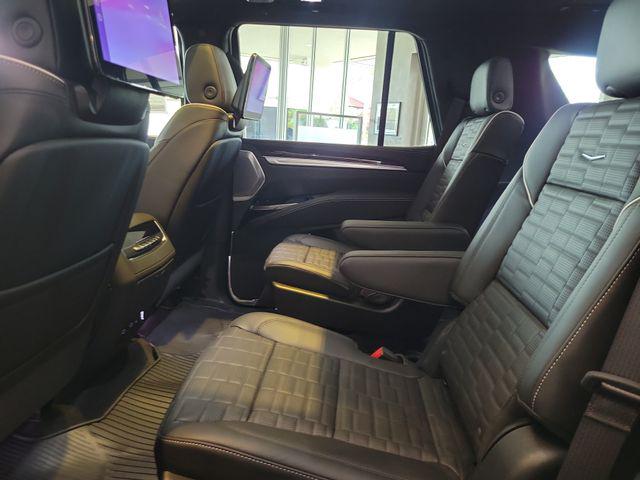 2026 Cadillac ESCALADE SPORT PLATINUM thumbnail 17