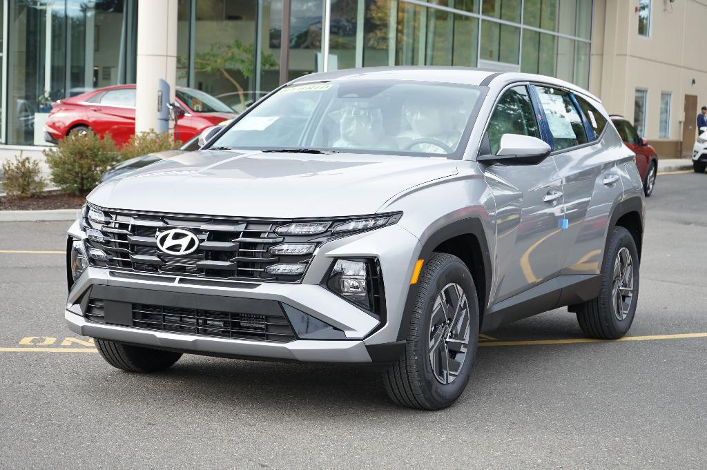 New 2026 Hyundai TUCSON Hybrid Blue SE