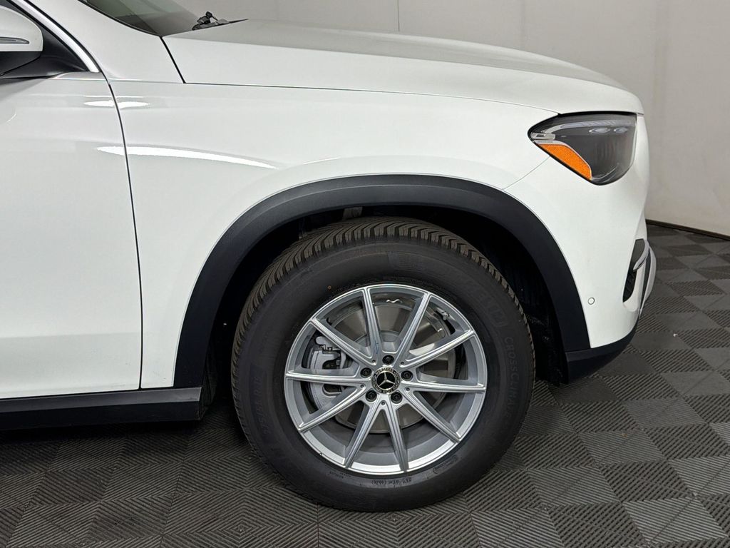 2026 Mercedes-BENZ GLE — миниатюра 13