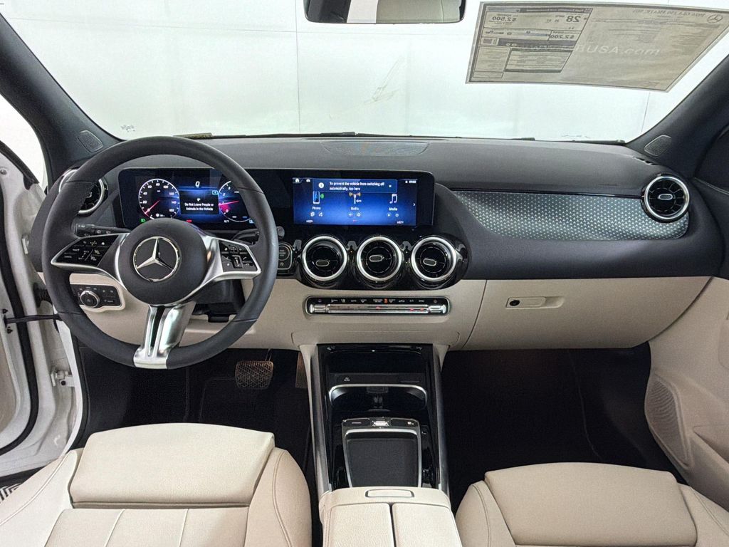 صورة مصغرة 16 لـ 2026 Mercedes-BENZ GLA