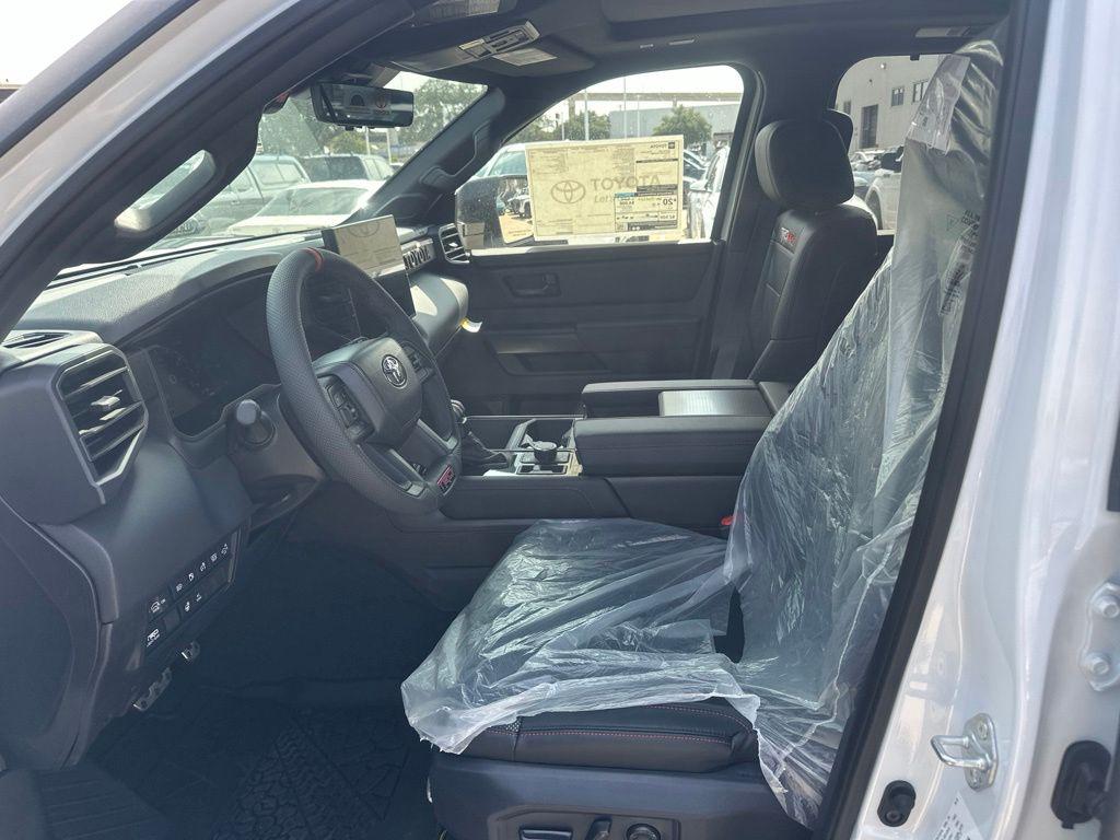 صورة 7 لـ 2026 Toyota SEQUOIA TRD PRO
