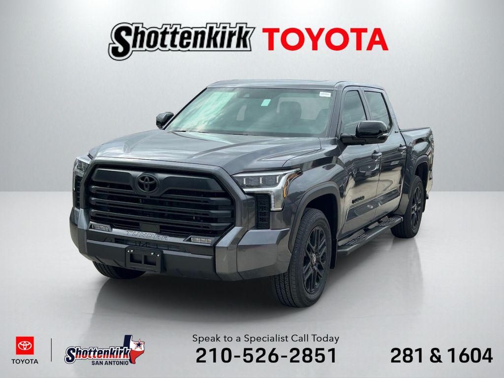 TOYOTA TUNDRA - 1