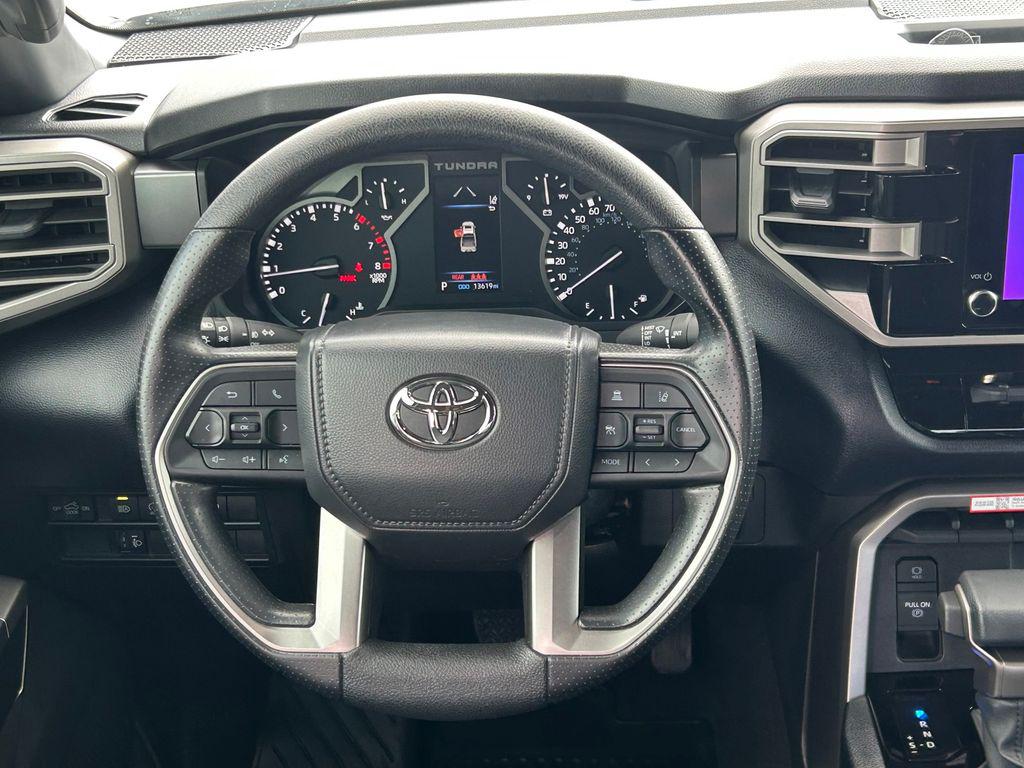 صورة مصغرة 39 لـ 2025 Toyota TUNDRA SR5