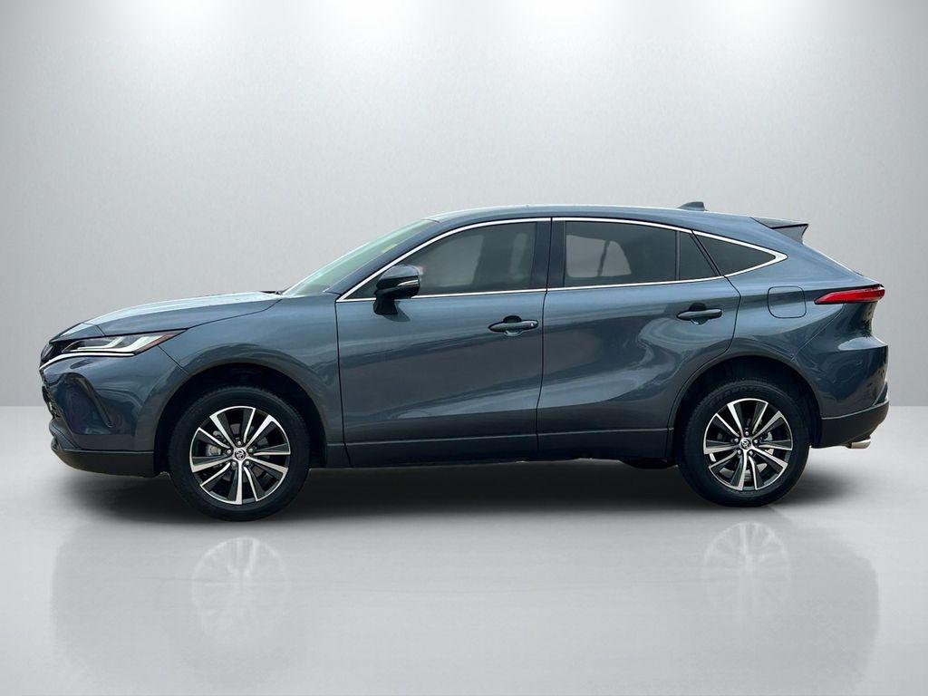 2023 Toyota VENZA LE photo 8