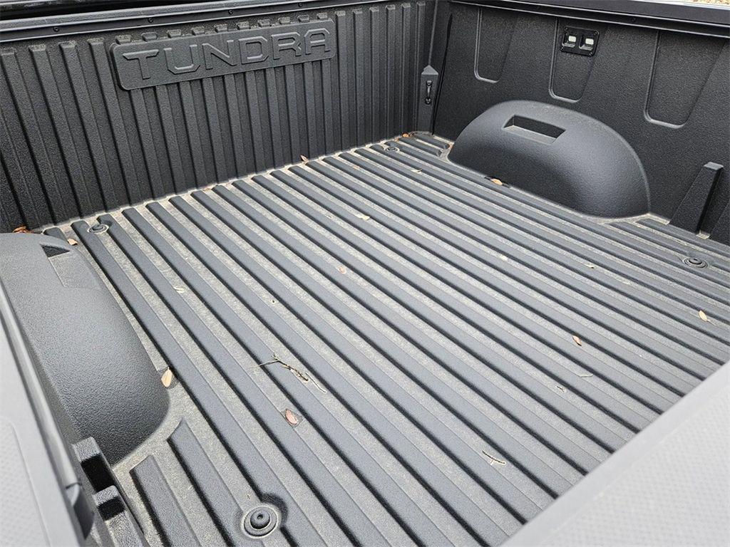 صورة مصغرة 23 لـ 2024 Toyota TUNDRA SR5