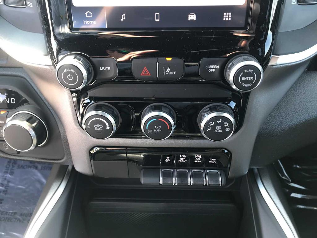 2026 RAM 1500 TRADESMAN 缩略图 21