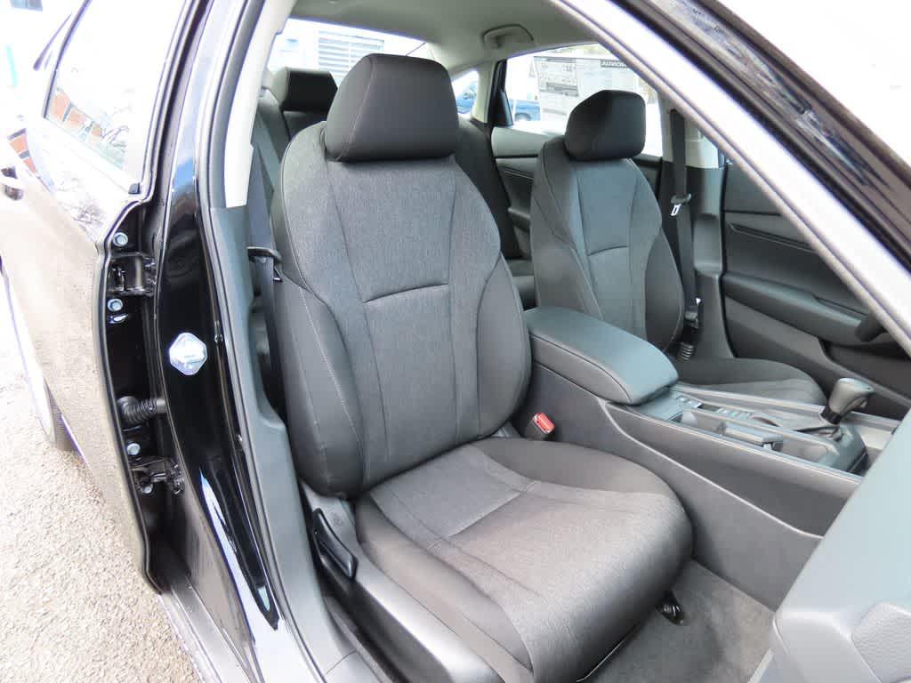 2026 Honda ACCORD LX — миниатюра 15