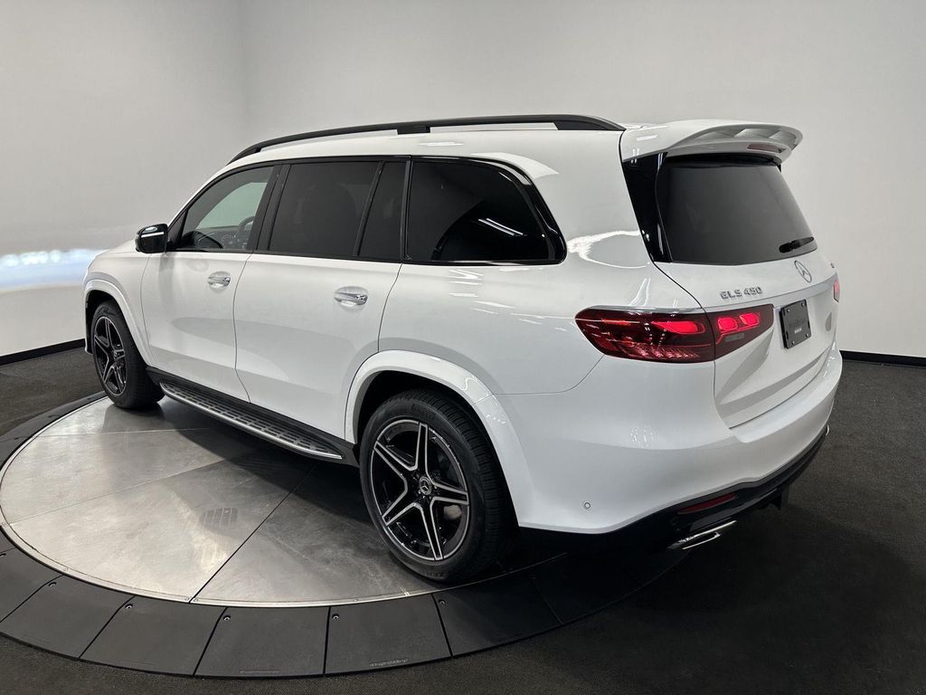 MERCEDES-BENZ GLS - 4
