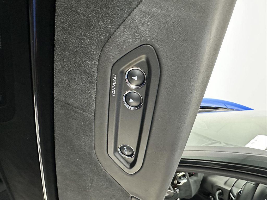 صورة مصغرة 17 لـ 2023 Mclaren 720S LUXURY