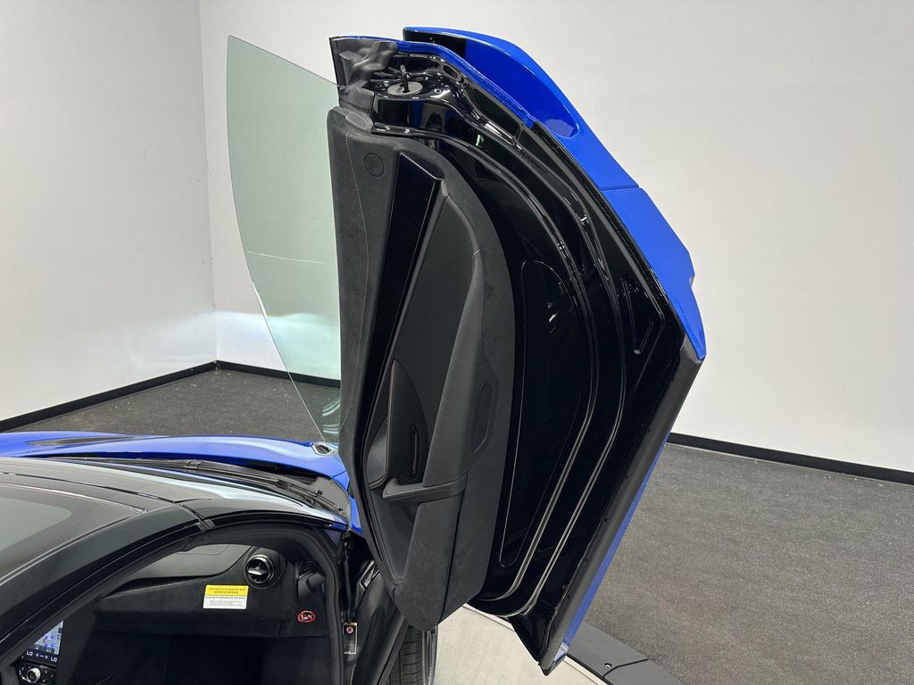صورة مصغرة 37 لـ 2023 Mclaren 720S LUXURY