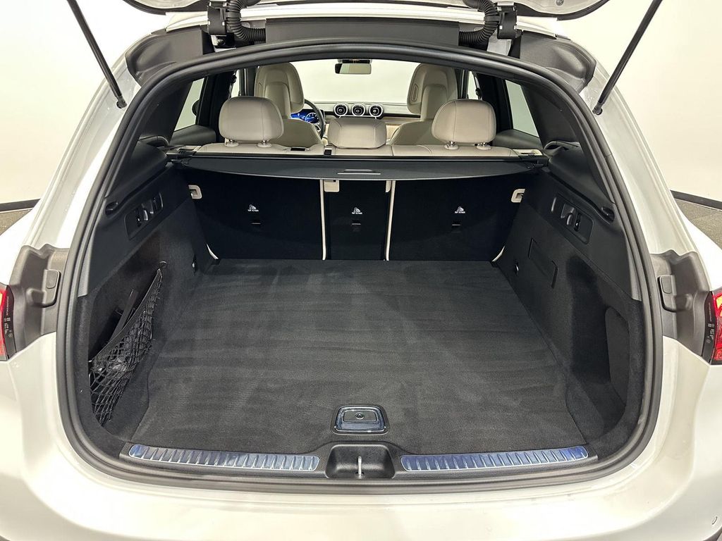 2026 Mercedes-BENZ GLC 缩略图 33