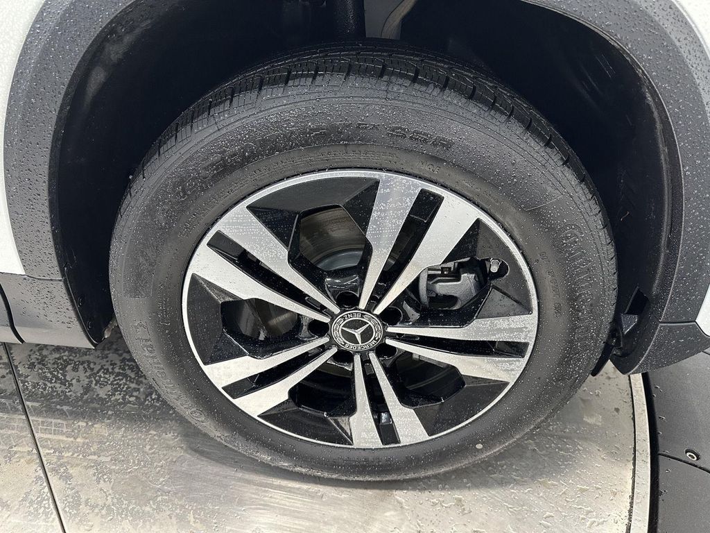 MERCEDES-BENZ GLA-CLASS - 10