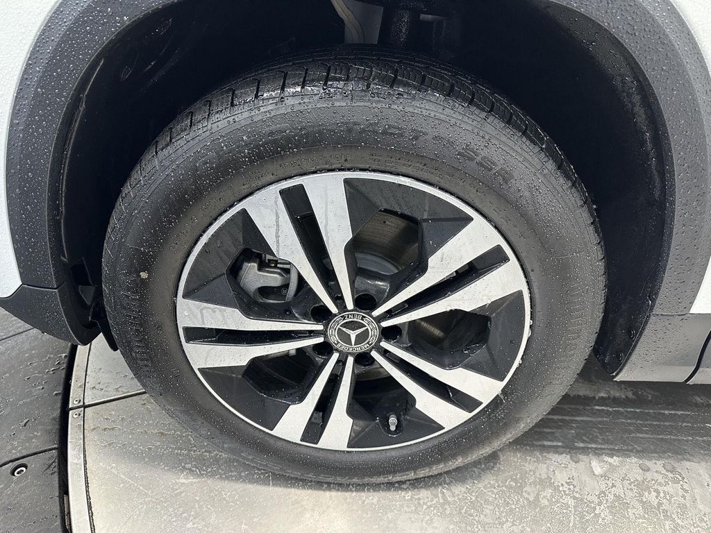 MERCEDES-BENZ GLA-CLASS - 8