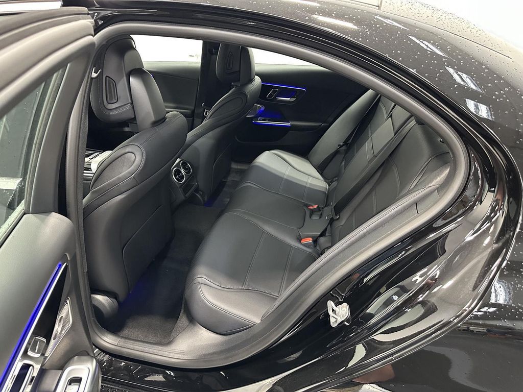 صورة مصغرة 29 لـ 2026 Mercedes-BENZ C-CLASS