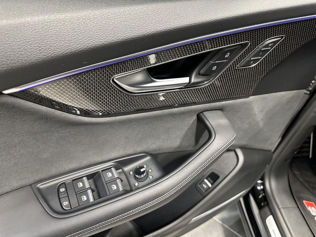 صورة 13 لـ 2023 AUDI SQ8 4.0T PREMIUM PLUS