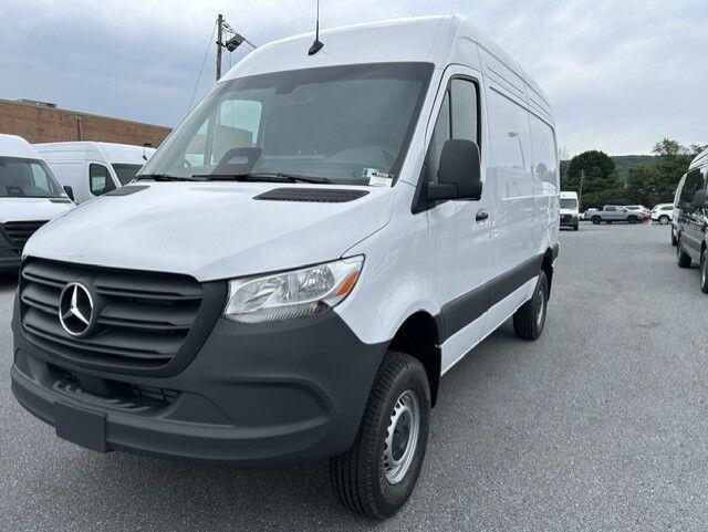 New 2026 Mercedes-Benz Sprinter 2500 Standard Roof