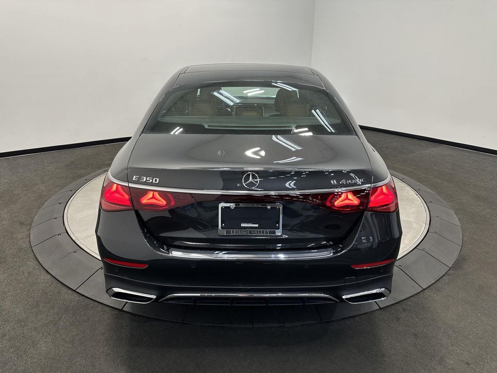 2026 Mercedes-BENZ E-CLASS 照片 5
