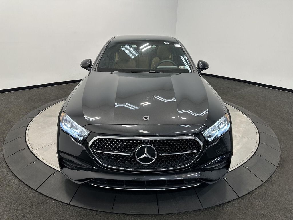 2026 Mercedes-BENZ E-CLASS 照片 2