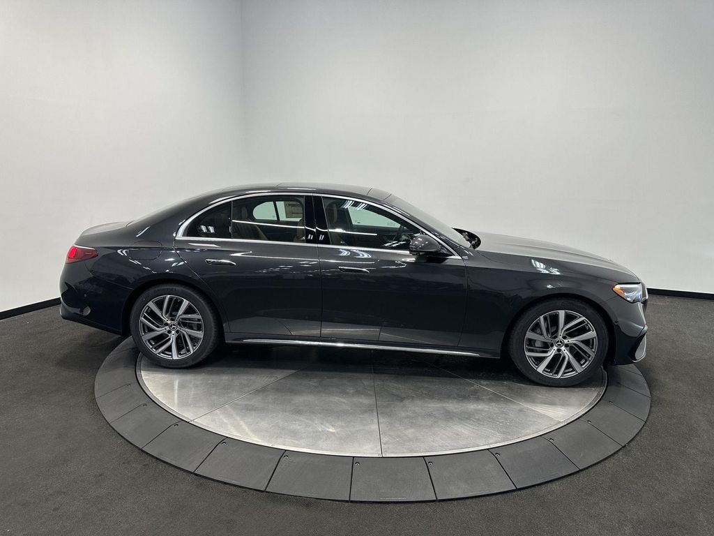 2026 Mercedes-BENZ E-CLASS 照片 7