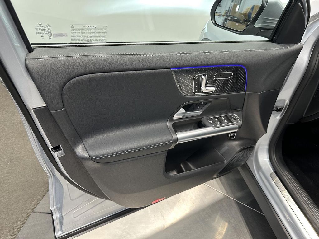 2026 Mercedes-BENZ GLA 照片 9