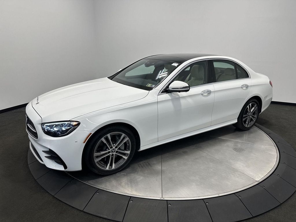 MERCEDES-BENZ E-CLASS - 3