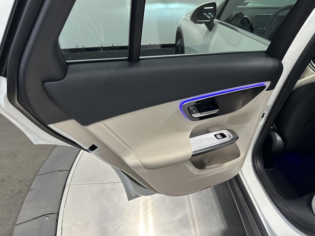 صورة مصغرة 31 لـ 2026 Mercedes-BENZ GLC