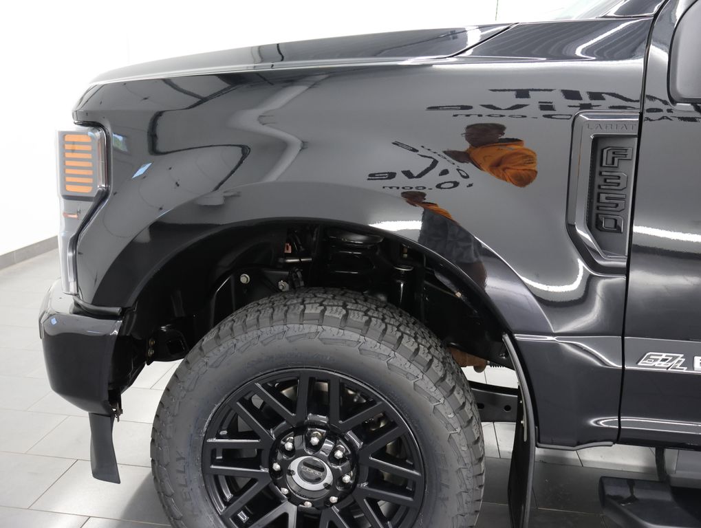 2021 FORD F-350 LARIAT — миниатюра 31