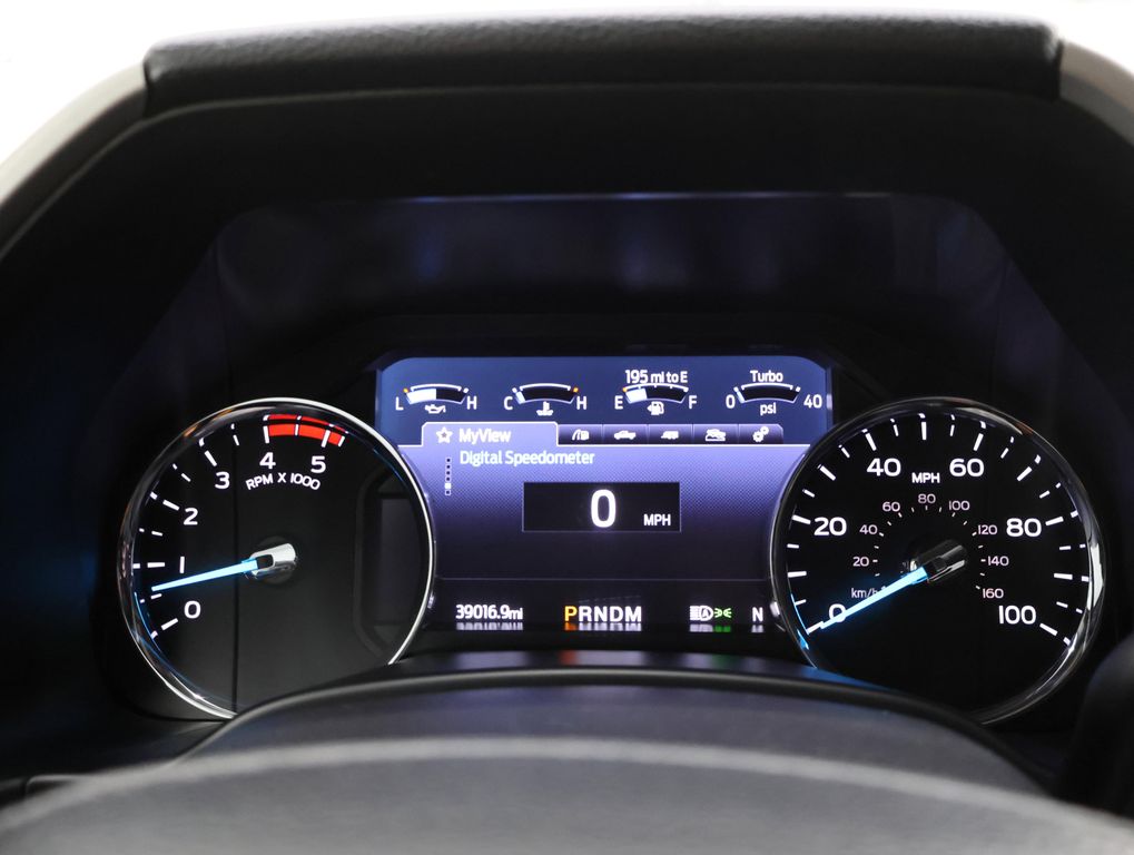 2021 FORD F-350 LARIAT 照片 10