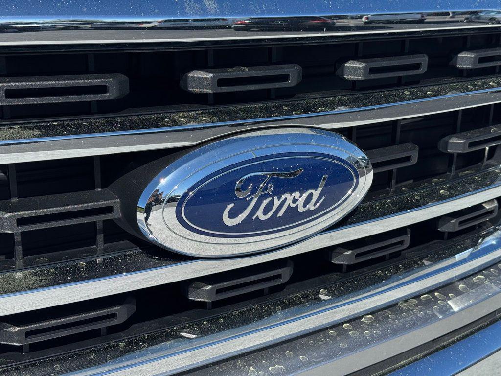 FORD F-150 XLT - 9