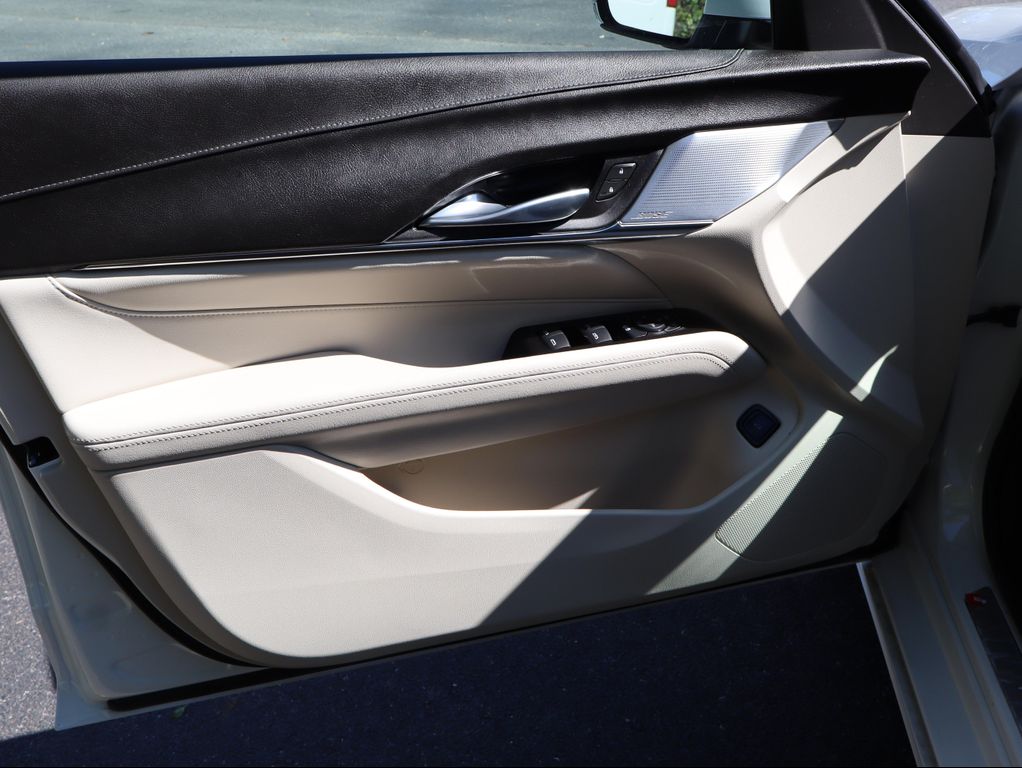 2026 Cadillac CT4 LUXURY RWD thumbnail 17