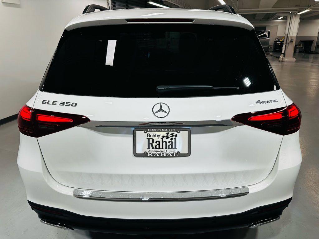 2026 Mercedes-BENZ GLE 照片 2