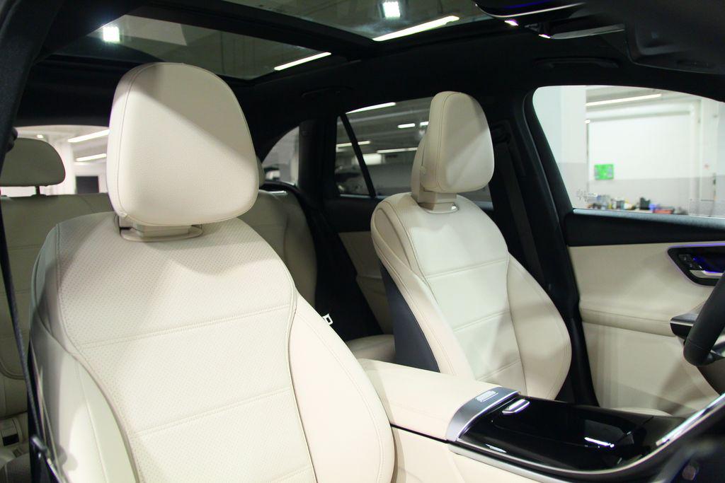 صورة مصغرة 23 لـ 2026 Mercedes-BENZ GLC