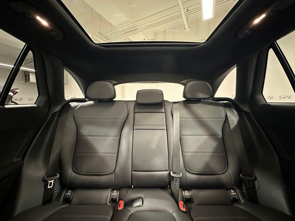 صورة 7 لـ 2027 Mercedes-BENZ GLC