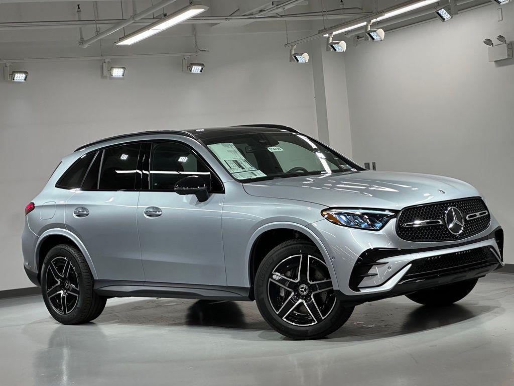 2026 Mercedes-BENZ GLC — миниатюра 18